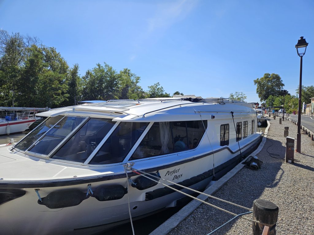 Bateau canal du midi port